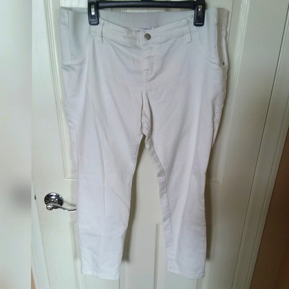 NWOT White maternity L jeans